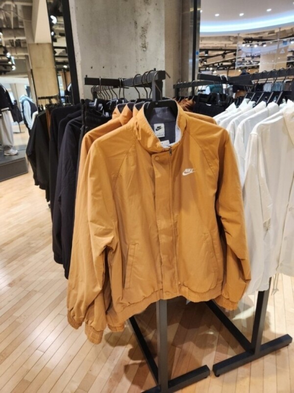 오픈마켓 우리들쇼핑,나이키 스포츠웨어 맨 클럽 퓨추라 캐주얼 맨즈 봄버 자켓 FZ0657-224