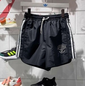 아디다스 오리지널 삼선 우먼스 트레이닝 런닝화 쇼츠 반바지 IW6292