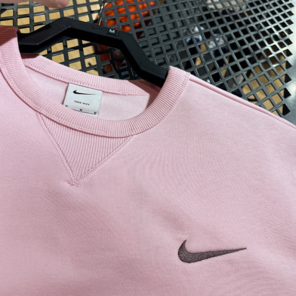 오픈마켓 우리들쇼핑,나이키 드라이 핏 스탠다드 이슈 크루 캐주얼화 맨즈 맨투맨 티셔츠 IB5504-663