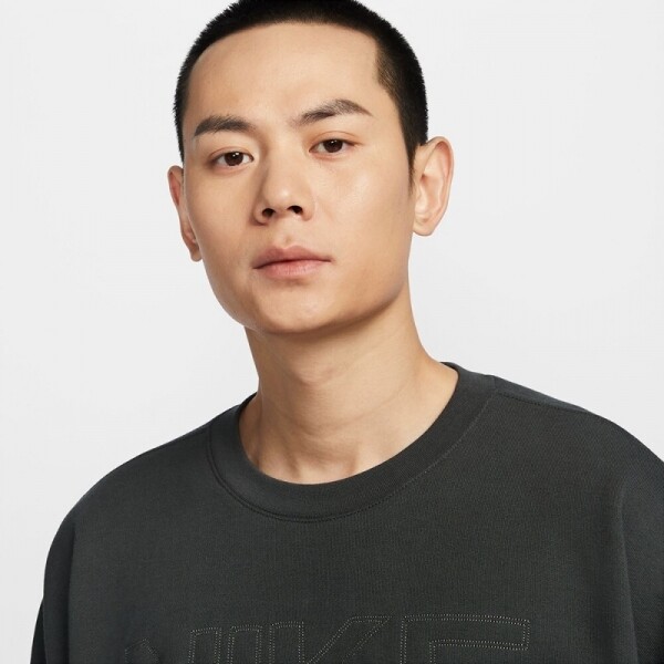 오픈마켓 우리들쇼핑,나이키 라운드 맨투맨 오버사이즈 커플화 티셔츠 HV8225-070