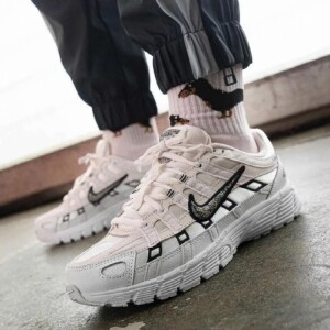 나이키 P-6000 스니커즈 캐주얼화 우먼스 핑크 반짝이 운동화 CJ9585-600