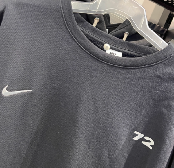 오픈마켓 우리들쇼핑,나이키 클럽 오버사이즈 트레이닝 긴팔 맨투맨 스웻 티셔츠 HQ2962-010