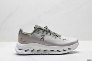 온러닝 클라우드틸트 경량 운동화 남녀공용 데일리 스니커즈